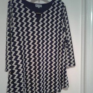 JM Collection Navy and Off White Blouse 3/4 Sleeve